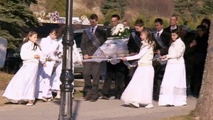 Pochovali dievčatko (†5), ktoré zrazila opitá šoférka