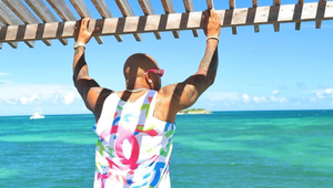 Hanba! Synček (6) známeho speváka vypadol z 5. poschodia, ten ukázal úbohý charakter!