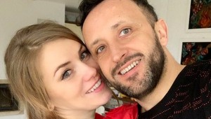 To je krása! Erika a Ondrej Kandráčovci zverejnili SVADOBNÚ fotku!