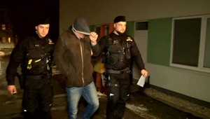 Opitý vodič skončil v cele dvakrát za jeden týždeň. Pre súd sa nedostal