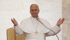 Pápež Lev XIV: Do módy sa opäť vrátila vojna