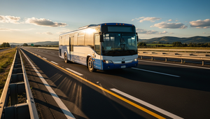Rakúska polícia odstavila kvôli technickým závadám slovenský autobus. Cestujúci museli prestúpiť na vlak