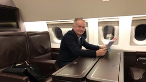 Prezident Kiska odletel na návštevu Mexika s meškaním. Bola za tým porucha lietadla