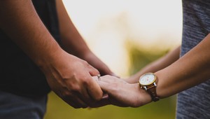 Nezadaní sa majú častokrát lepšie než zadaní, tvrdí nová štúdia