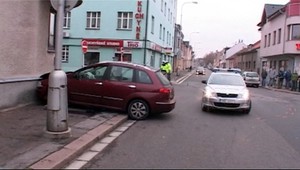 Na križovatke vpálil do detí. Neprežilo ani jedno!