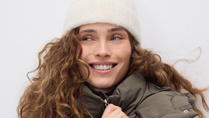 Zimné dámske stylingy: objav svoj jedinečný look na mrazivé mesiace