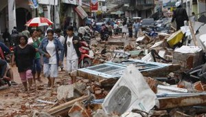 Obyvatelia Sumatry panikária. Ďalšie zemetrasenie malo silu 6,4 stupňa