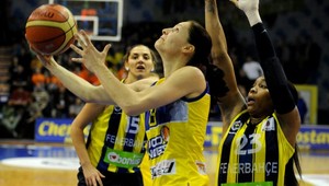 Highlight: Good Angels zdolali Fenerbahce a vyhrali skupinu