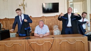 Súd uznal Dušana Kováčika v prípade prijímania úplatkov za vinného. Advokát sa odvolal