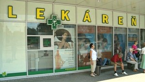 V lekárňach chýbajú adrenalínové perá. Alergikom ostáva volať sanitku