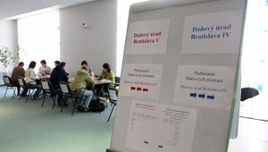 Razia na daňovom úrade v Bratislave, zadržali exšéfa oddelenia