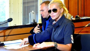 Dara Rolins (39) na súde. Kolaps, 2 000 000, hrozba basy...