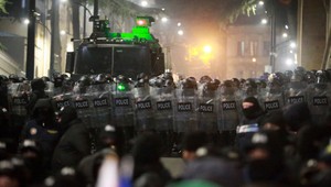 Násilné protesty v Gruzínsku pokračujú už štvrtý deň po sebe