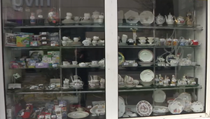 Primátor Bratislavy a starosta vyzývajú na reguláciu záložní a kompetenciu miest