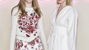 Známa herečka zobrala na akciu 15-ročnú dcéru, ale... Tínedžerke ľudia poriadne naložili!