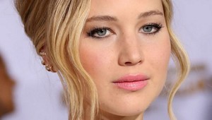 Namiesto svadby rozchod. Jennifer Lawrence je opäť sama