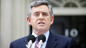 Novinári odpočúvali aj Browna! Na mušku si vzali jeho syna