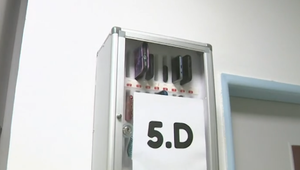 Školy zavádzajú prísnejší režim: Nové pravidlá o používaní telefónov