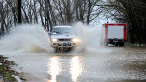 Záplavy na juhu Slovenska! Evakuovali rodiny s deťmi