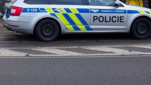 Ľudia boli na pražskej benzínke svedkami krvavej hrôzy. Muž (†40) sa ubodal na smrť do krku