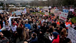 Učitelia opäť vyjdú do ulíc, 7. mája