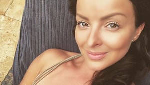 TWiiNSKA provokuje! Horúce zábery speváčky z Mexika