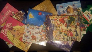 VEĽKÝ PREHĽAD: Porovnali sme ceny a zloženie adventných kalendárov