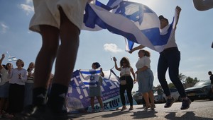 Izraelská armáda potvrdila identitu jedného z vrátených tiel rukojemníkov