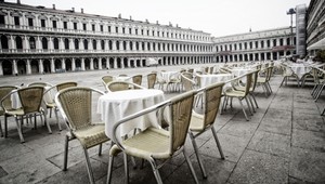 Mestá duchov: Pozrite sa, ako vyzerajú Rím a Benátky v karanténe