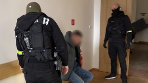 Ukrajinského chlapca týral vlastný otec. Mladík prežíval peklo