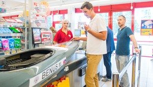 Beňušove kanoe ako nákupný košík