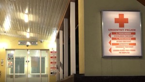 Žena po operácií náhle zomrela. Nemocnicu pokutovali