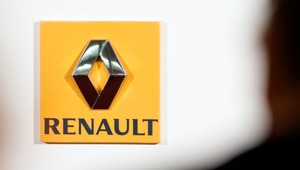 Automobilku Renault vyšetrujú pre podvod, jej akcie sa prepadli