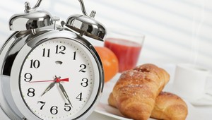 Stále bojujete s nadváhou? Pomôcť vám môže správne načasovanie jedla