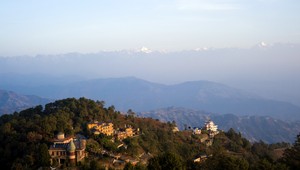 NA VLASTNEJ KOŽI. Ráno pod Himalájami