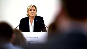 Le Penovej strana zvoláva na nedeľu do Paríža zhromaždenie na jej podporu