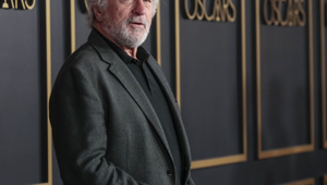 Známy herec vo veku 79 rokov znova otcom: Hádajú sa s ním preto jeho staršie deti?