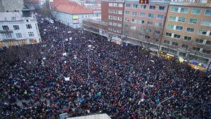 Koalícia oklamala a ponížila verejnosť, protesty pokračujú, tvrdia organizátori