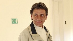 Bývalý bezdomovec vysúdil milióny od známych, ktorí ho obrali o výhru