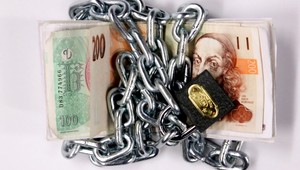 Simulovali úraz, od poisťovne vytiahli obrovské peniaze