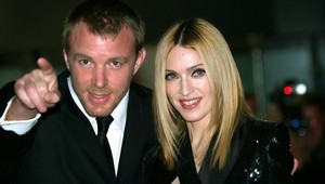 Hviezdnemu režisérovi vyhorel podnik! Požiaru sa chladnokrvne prizeral tajomný muž!