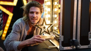 Famózny finalista predviedol akrobatické číslo celý zahalený: Dôvod vás poriadne prekvapí!