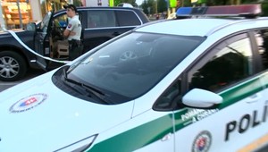 Mladík, ktorý zaparkoval na čerpacej stanici, sa správal podozrivo. Polícia zistila, prečo
