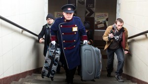 Príjemné prekvapenie. Bezdomovci mesiac nosia batožinu a fungujú...