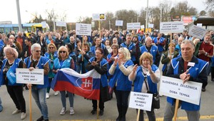 Na Slovensku je akútny nedostatok železničiarov. To môže spôsobiť dopravný kolaps