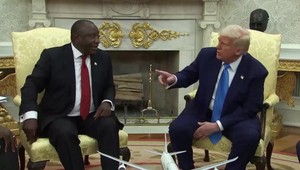 Prezident Trump hovoril v Bielom dome o genocíde v Juhoafrickej republike, ukazoval pritom zábery z inej krajiny