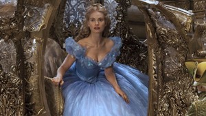 Kritici sa obuli do rozprávky Popoluška: Nabáda dievčatá k nezdravej vychudnutosti?