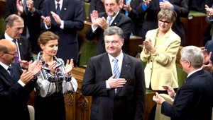 Porošenko na ceste do zámoria, čakať ho bude sám Obama
