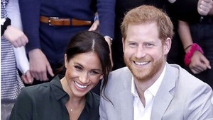 Z Harryho a Meghan sú najlepšie platené celebrity! TAKTO princa privítali v USA na verejnom vystúpení!