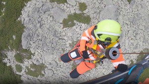 Horskí a leteckí záchranári nie sú taxislužba. Upozorňujú na nezodpovedných turistov